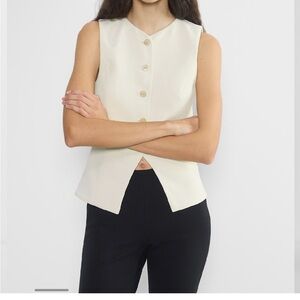 Aritzia Linen Cream Button-Up Sleeveless Blouse / Size 6